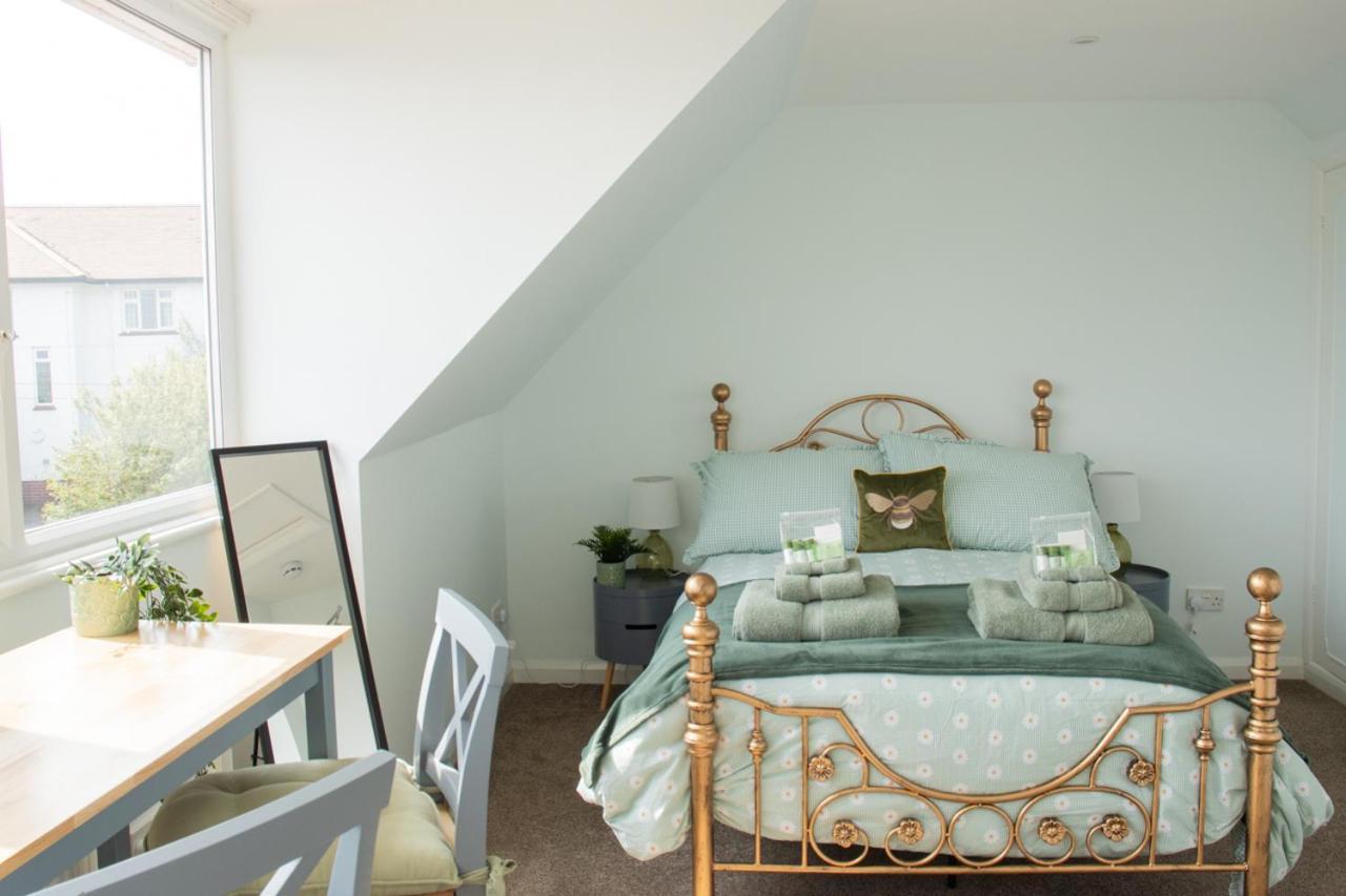 B'S Place Guest House Paignton Εξωτερικό φωτογραφία